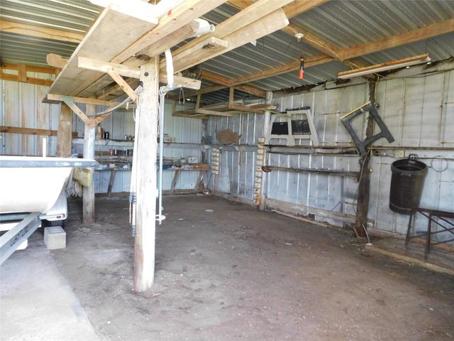 268 S Ocean Drive, Port Lavaca, TX 77979
