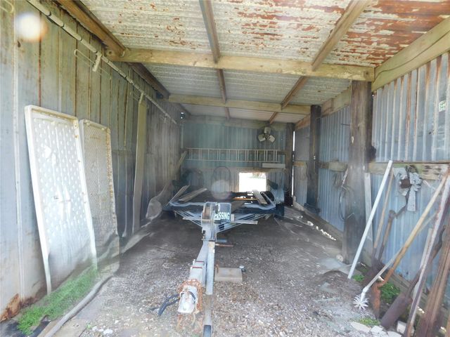 268 S Ocean Drive, Port Lavaca, TX 77979