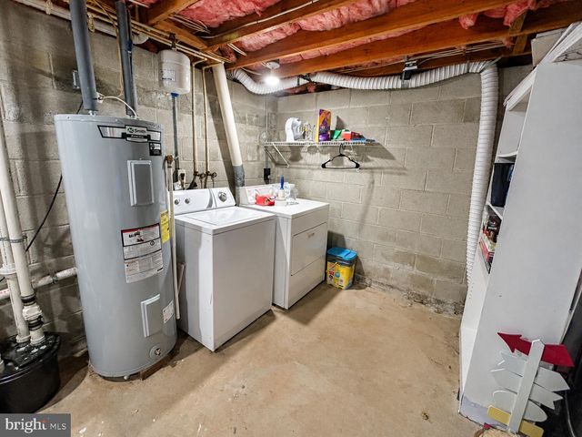 279 RADIO RD, Elizabethtown, PA 17022