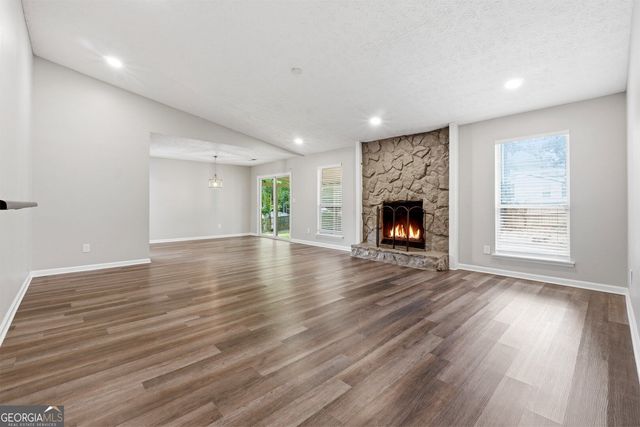 8413 Glenwoods Terrace, Riverdale, GA 30274