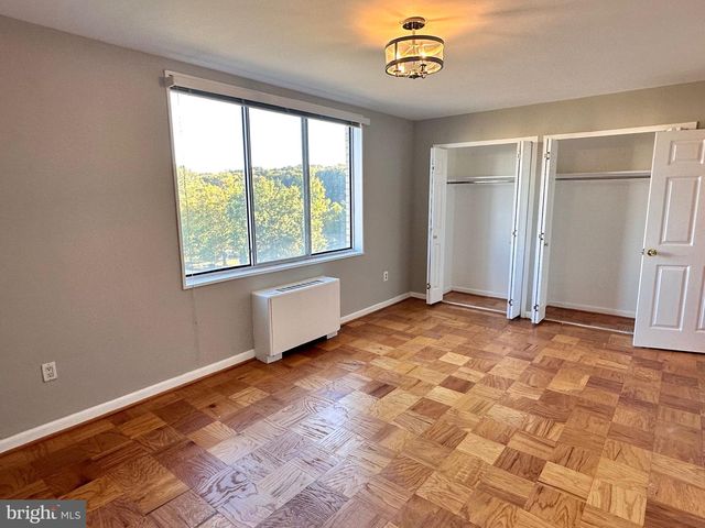 6641 WAKEFIELD DR #616, Alexandria, VA 22307