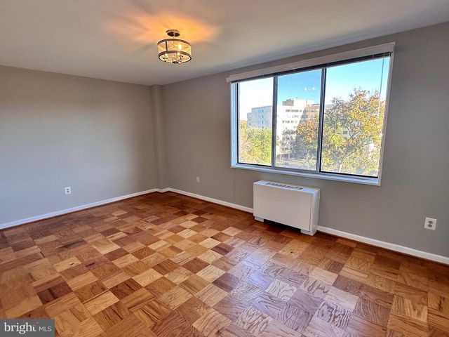 6641 WAKEFIELD DR #616, Alexandria, VA 22307