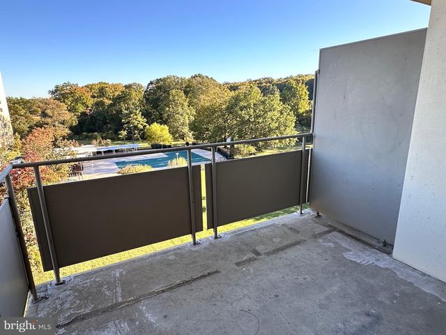 6641 WAKEFIELD DR #616, Alexandria, VA 22307