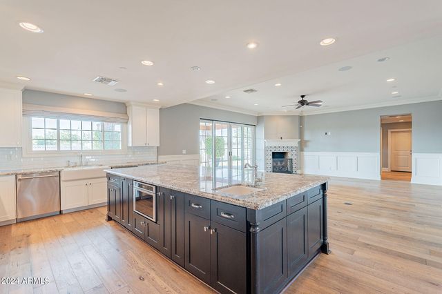 6433 E Calle Camelia --, Scottsdale, AZ 85251