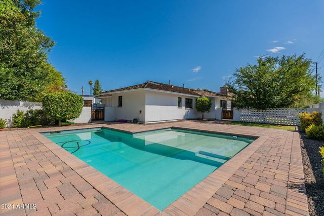 6433 E Calle Camelia --, Scottsdale, AZ 85251