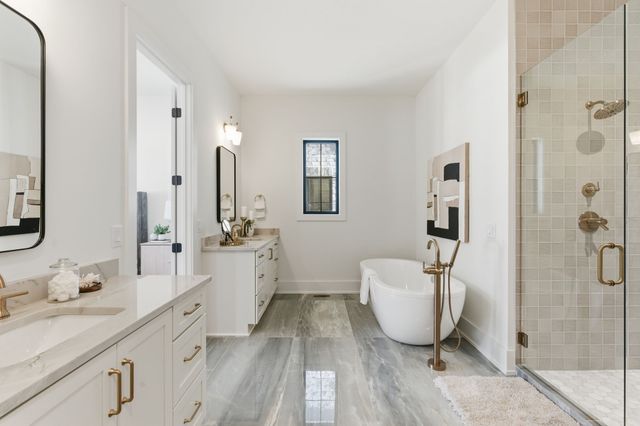 1525 Graybar Ln, Nashville, TN 37215