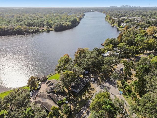 4601 RIVER HILLS DRIVE, Tampa, FL 33617