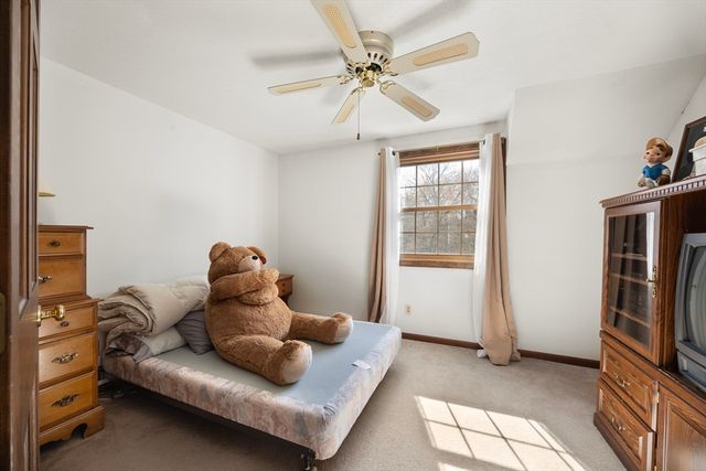 26 Kimberly Dr, South Hadley, MA 01075
