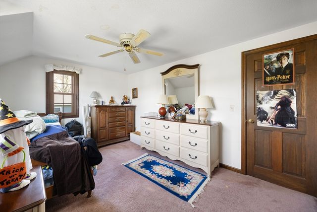 26 Kimberly Dr, South Hadley, MA 01075