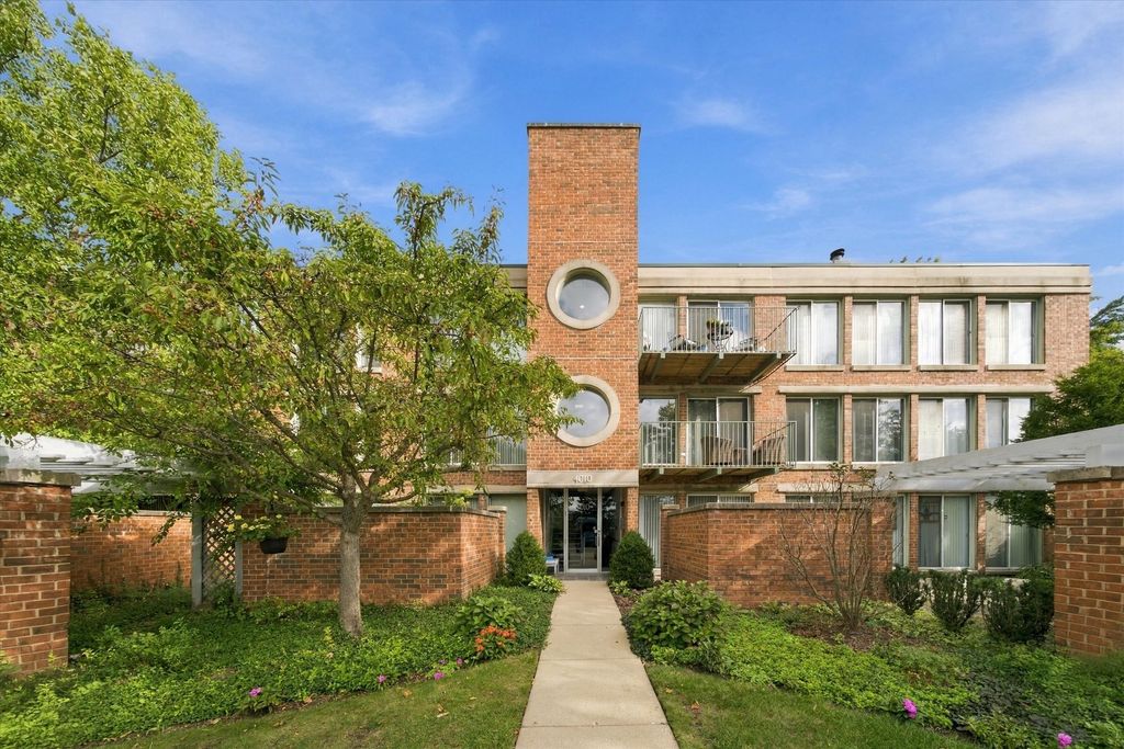 4010 Arbor Lane 203, Northfield, IL 60093 — exterior
