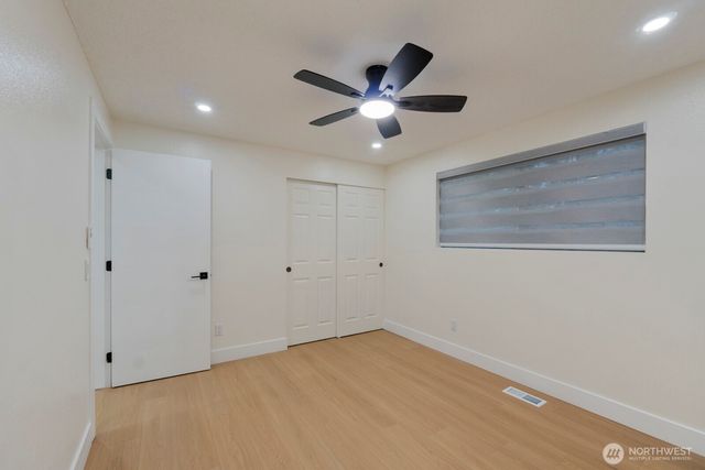 10518 165th Place NE, Redmond, WA 98052