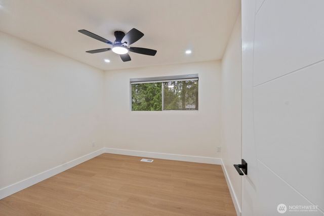 10518 165th Place NE, Redmond, WA 98052