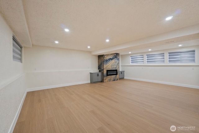 10518 165th Place NE, Redmond, WA 98052