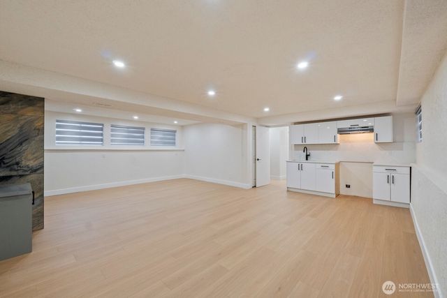 10518 165th Place NE, Redmond, WA 98052