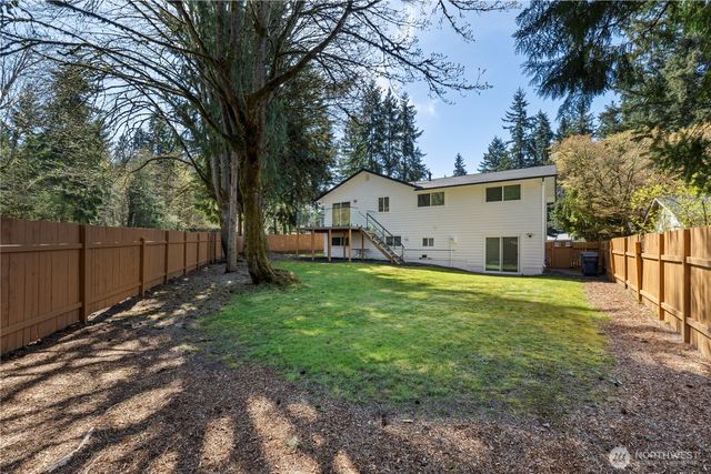 10518 165th Place NE, Redmond, WA 98052