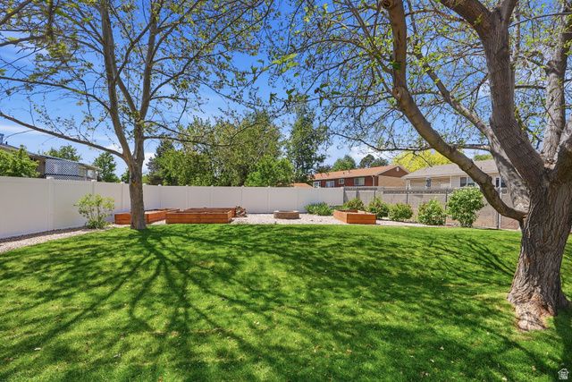 3299 W ROYALWOOD DR, Taylorsville, UT 84129