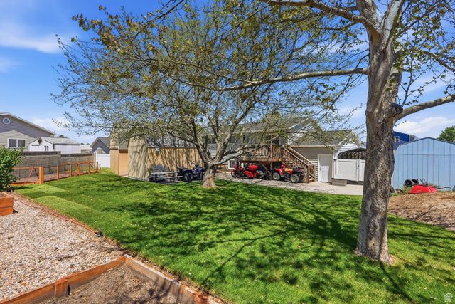 3299 W ROYALWOOD DR, Taylorsville, UT 84129