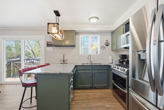 3299 W ROYALWOOD DR, Taylorsville, UT 84129