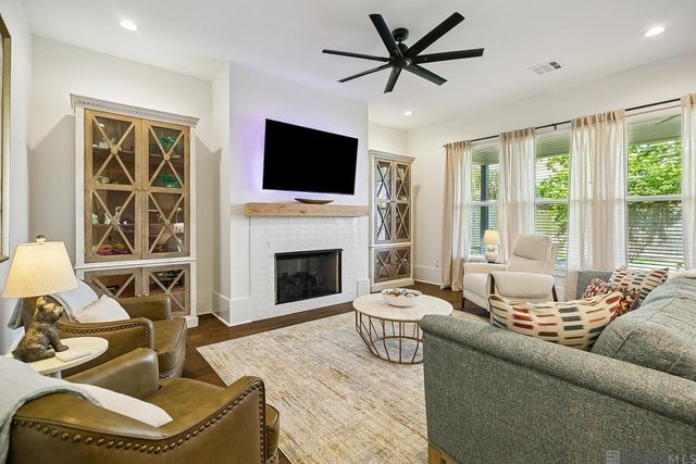 10114 Clarks Ferry, Baton Rouge, LA 70817