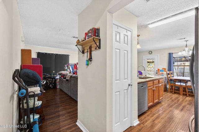 19373 W Lake Village Drive, Gulfport, MS 39503