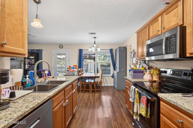 19373 W Lake Village Drive, Gulfport, MS 39503