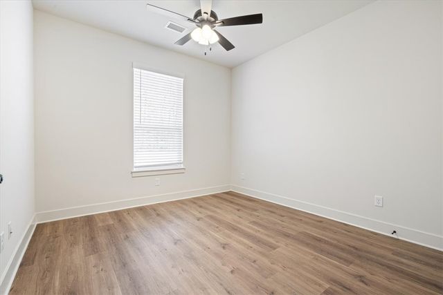 8 Roxburgh Lane, Bella Vista, AR 72715