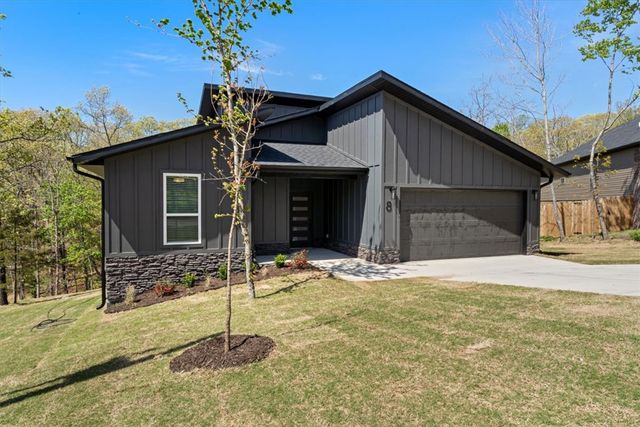 8 Roxburgh Lane, Bella Vista, AR 72715