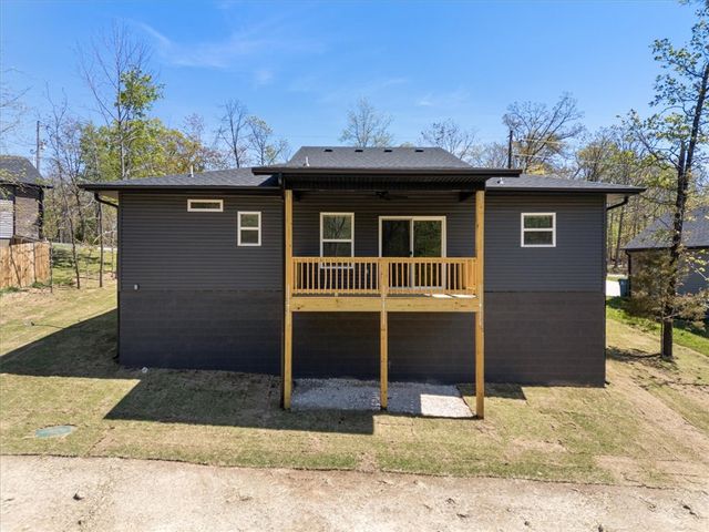 8 Roxburgh Lane, Bella Vista, AR 72715