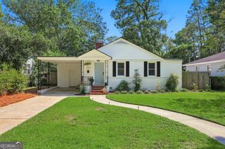 209 E 65th Street, Savannah, GA 31405