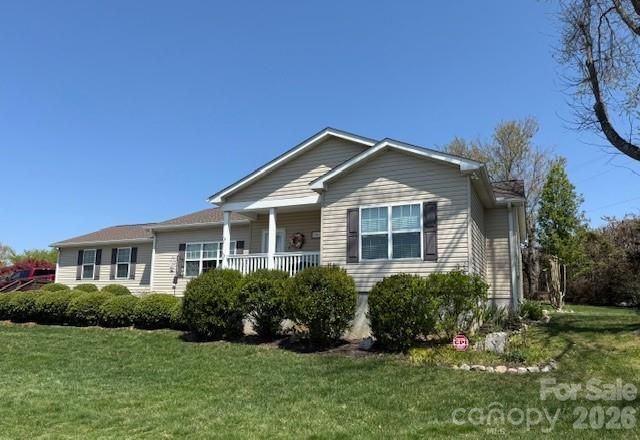 34 Middle Street, Hendersonville, NC 28792