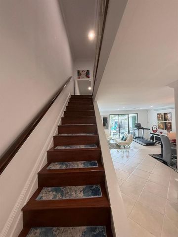 12394 Westhampton Circle, Wellington, FL 33414