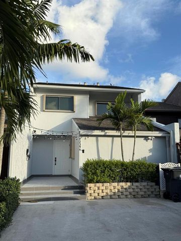 12394 Westhampton Circle, Wellington, FL 33414