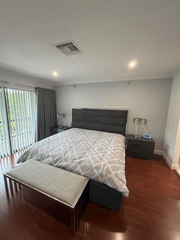 12394 Westhampton Circle, Wellington, FL 33414