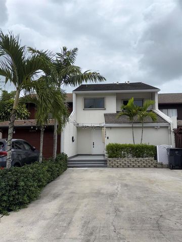 12394 Westhampton Circle, Wellington, FL 33414