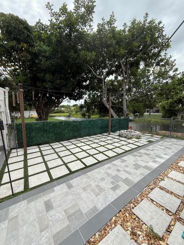12394 Westhampton Circle, Wellington, FL 33414