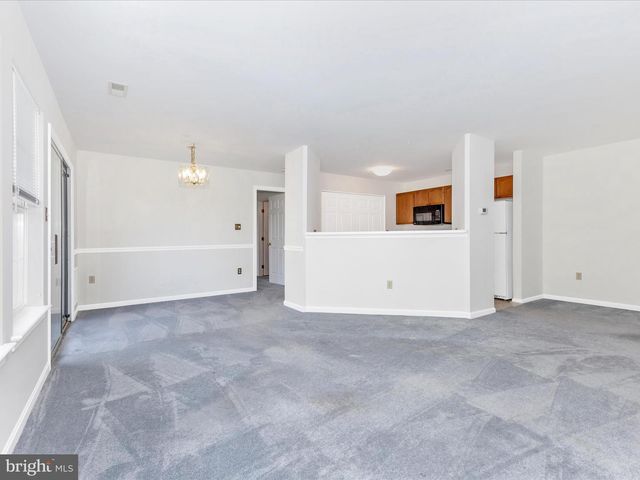 8200 BLUE HERON DR #2C, Frederick, MD 21701