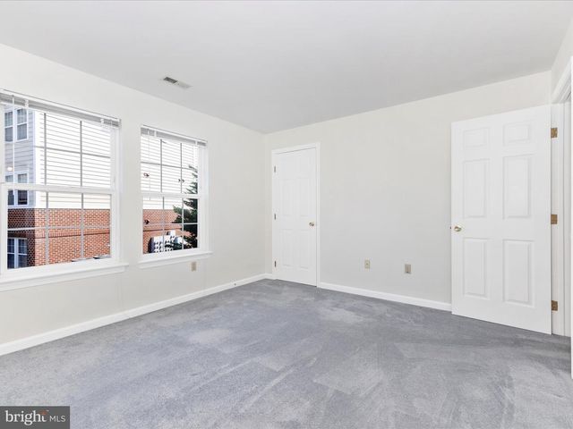 8200 BLUE HERON DR #2C, Frederick, MD 21701