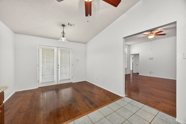 721 Windridge Lane, Burleson, TX 76028