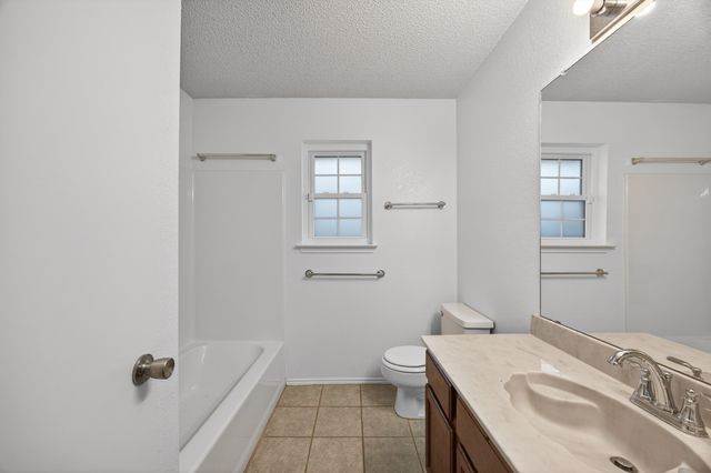 721 Windridge Lane, Burleson, TX 76028