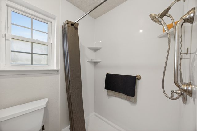 721 Windridge Lane, Burleson, TX 76028