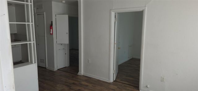 2811 Iola Street 8, Houston, TX 77017