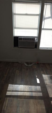 2811 Iola Street 8, Houston, TX 77017