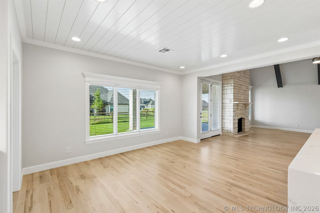 8210 E 111th Street North, Owasso, OK 74055