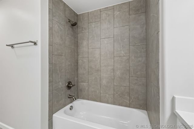 8210 E 111th Street North, Owasso, OK 74055