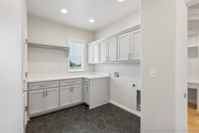8210 E 111th Street North, Owasso, OK 74055