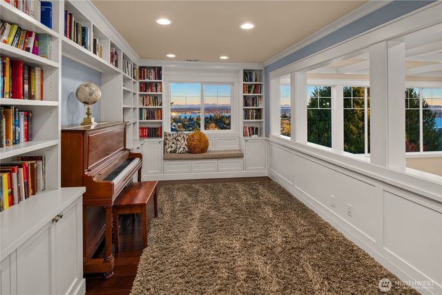 6016 Princeton Avenue NE, Seattle, WA 98115