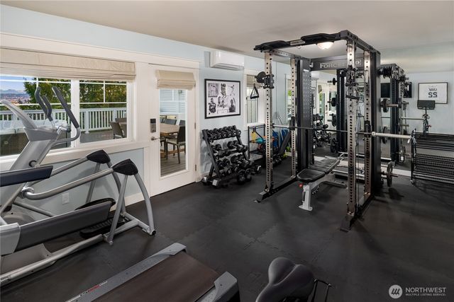 6016 Princeton Avenue NE, Seattle, WA 98115