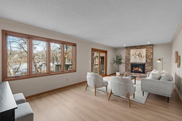 4550 Evergreen Drive, Vadnais Heights, MN 55127