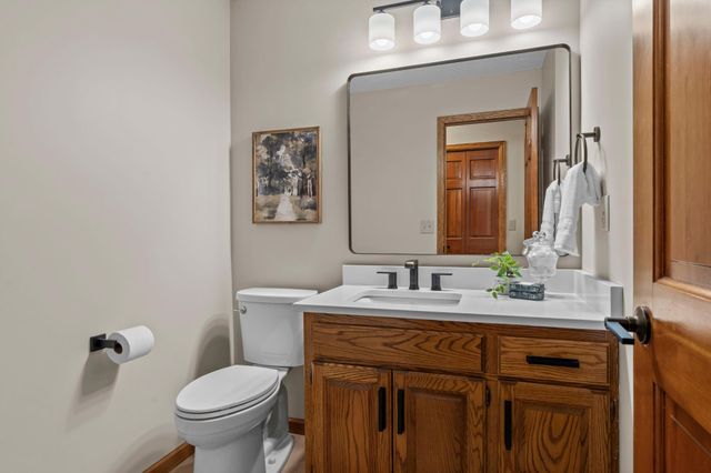 4550 Evergreen Drive, Vadnais Heights, MN 55127