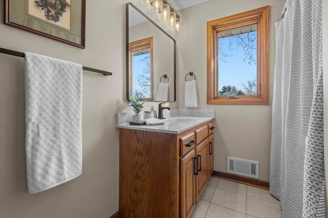 4550 Evergreen Drive, Vadnais Heights, MN 55127